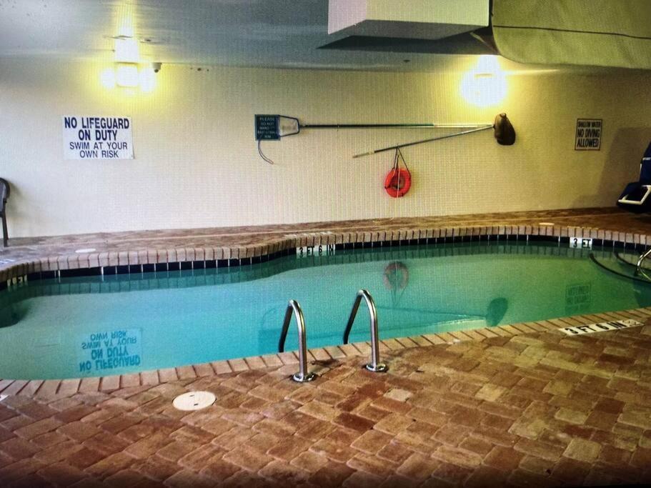 Oceanfront 2 Bedroom On Pa 11th Floor * Myrtle Beach