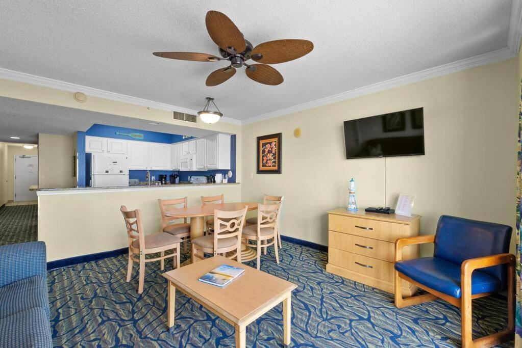 Oceanfront 2 Bedroom On Pa 11th Floor *