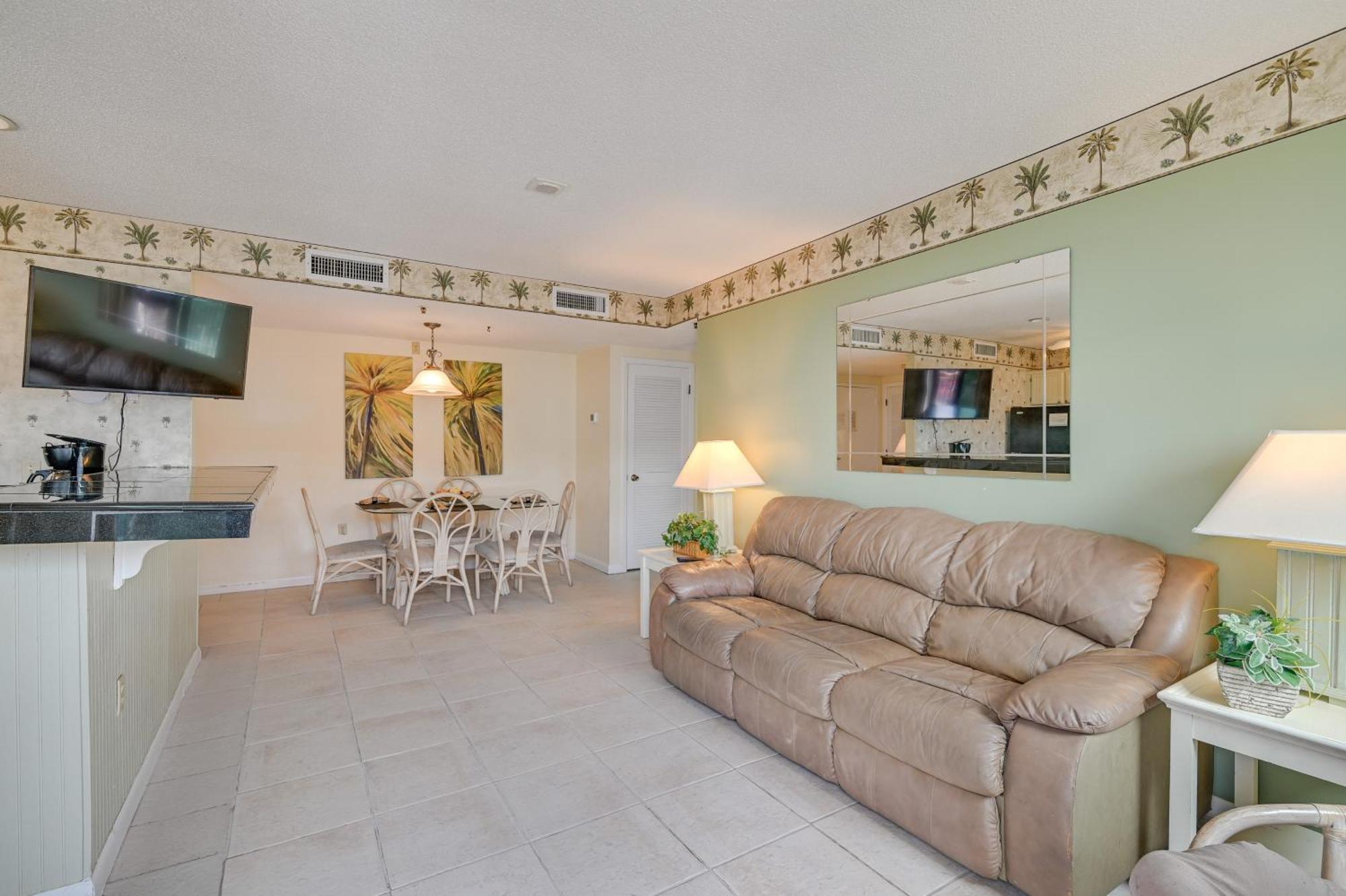 Apartment Beachfront With Pool At Myrtle Resort!