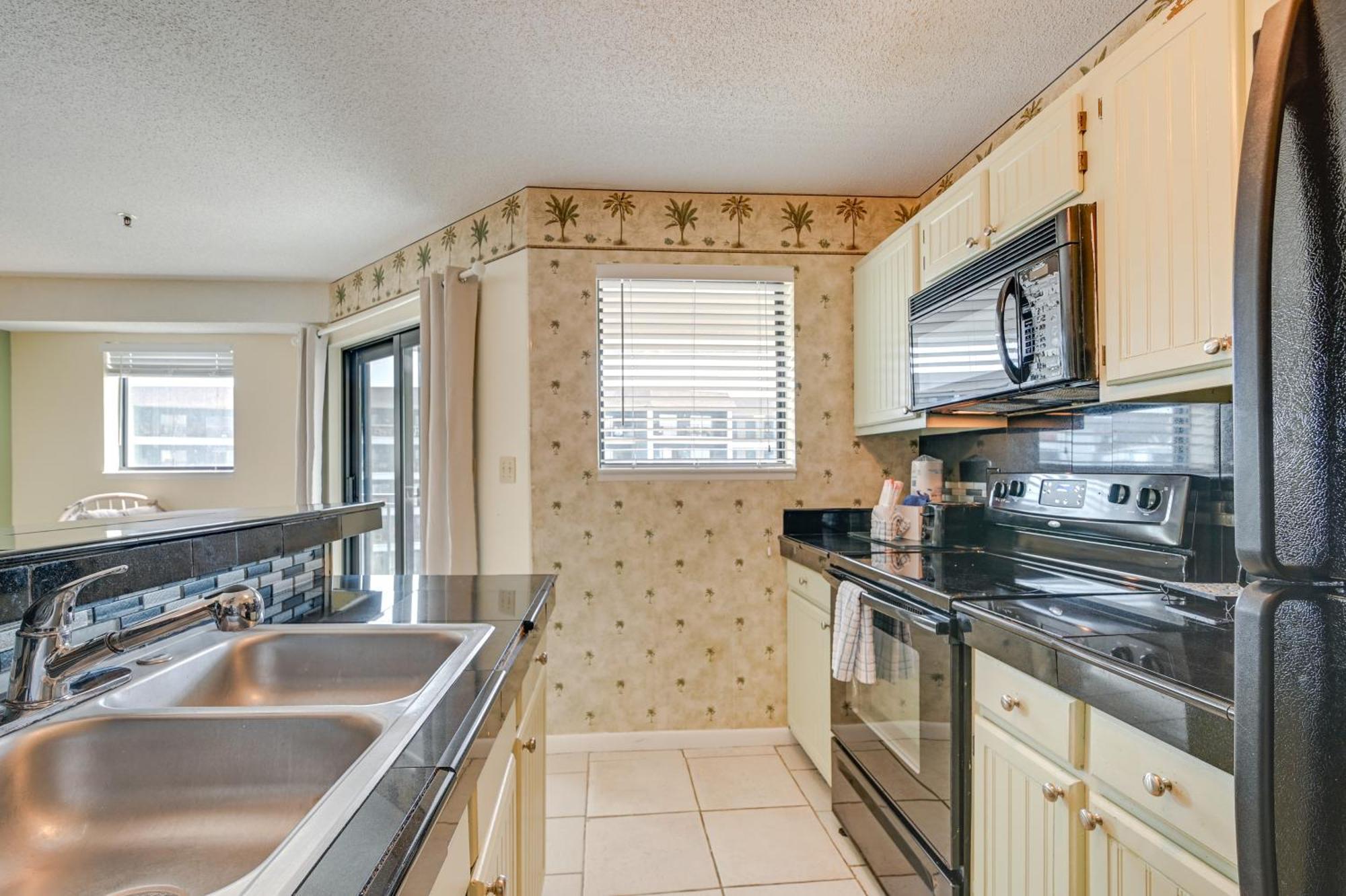 Beachfront With Pool At Myrtle Resort! Apartment Myrtle Beach