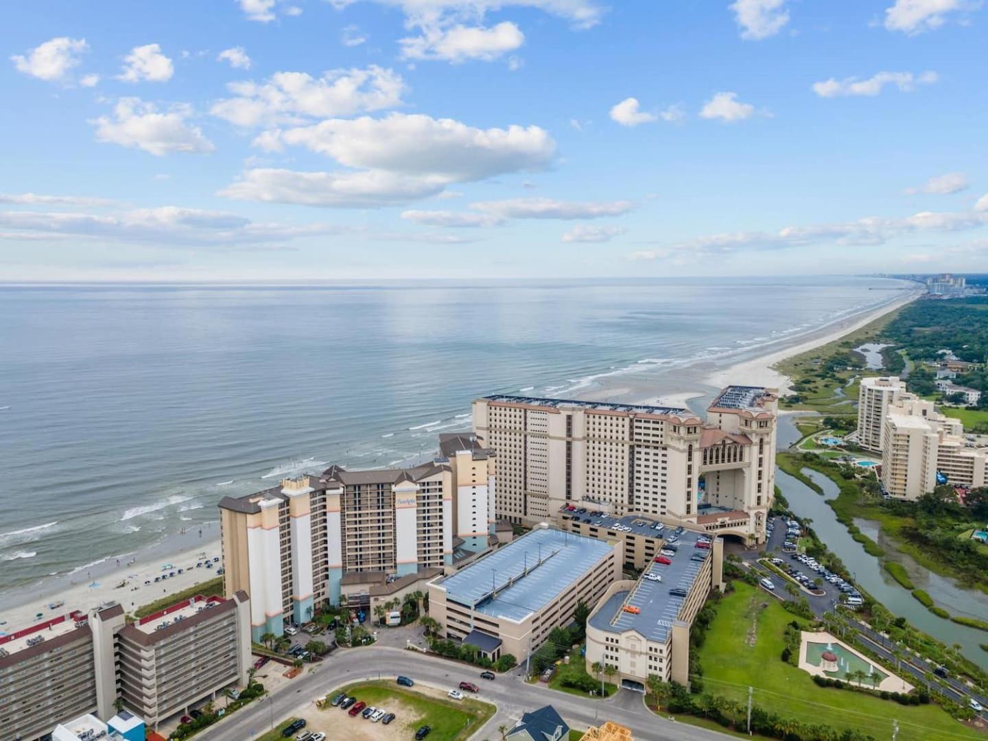 Luxury Ocean Front By Barefoot Landing
