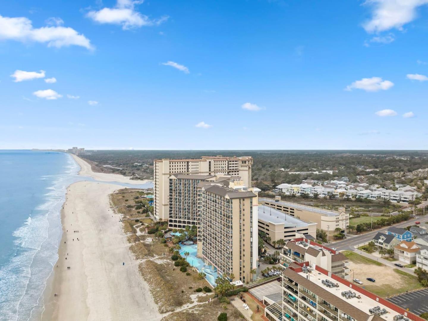 Luxury Ocean Front By Barefoot Landing Apartment