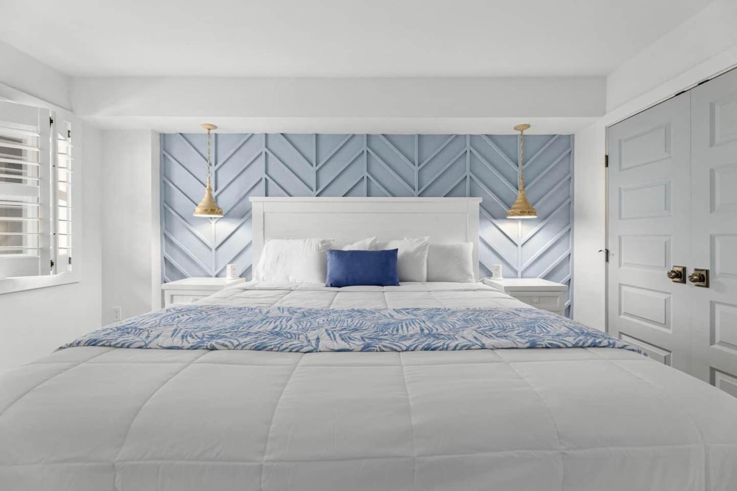 Luxury Ocean Front By Barefoot Landing * Myrtle Beach