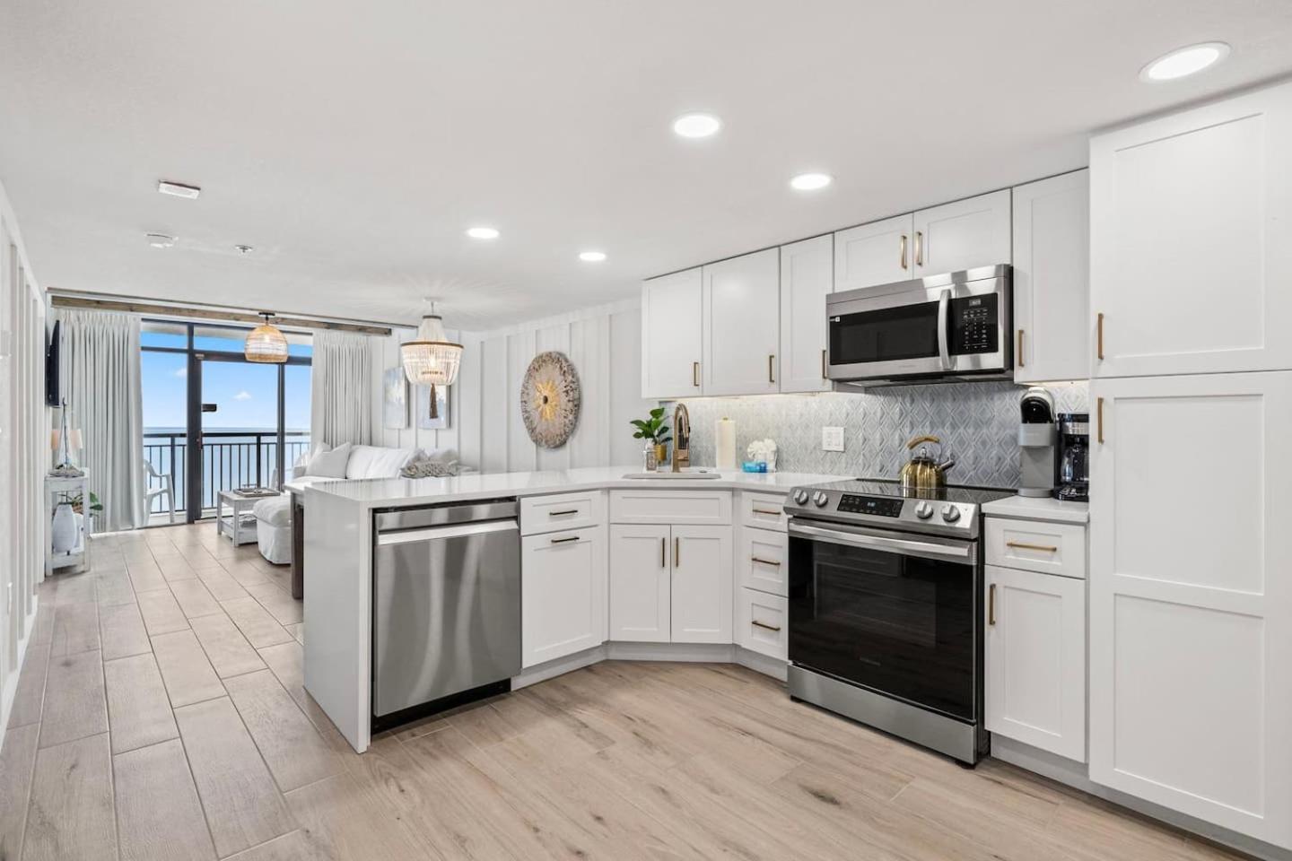 Apartment Luxury Ocean Front By Barefoot Landing