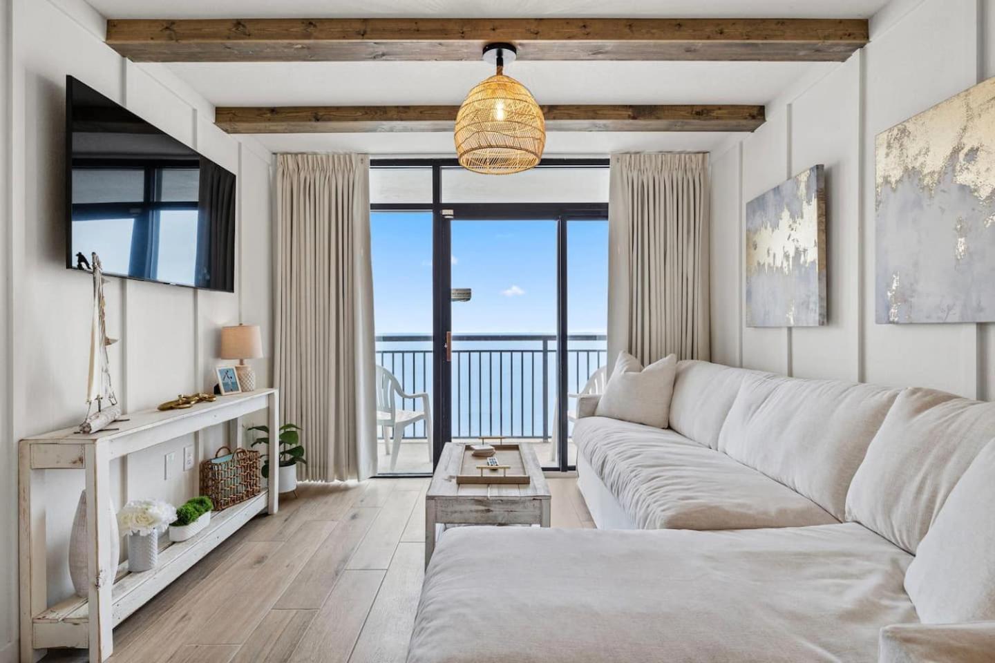 Apartment Luxury Ocean Front By Barefoot Landing Myrtle Beach