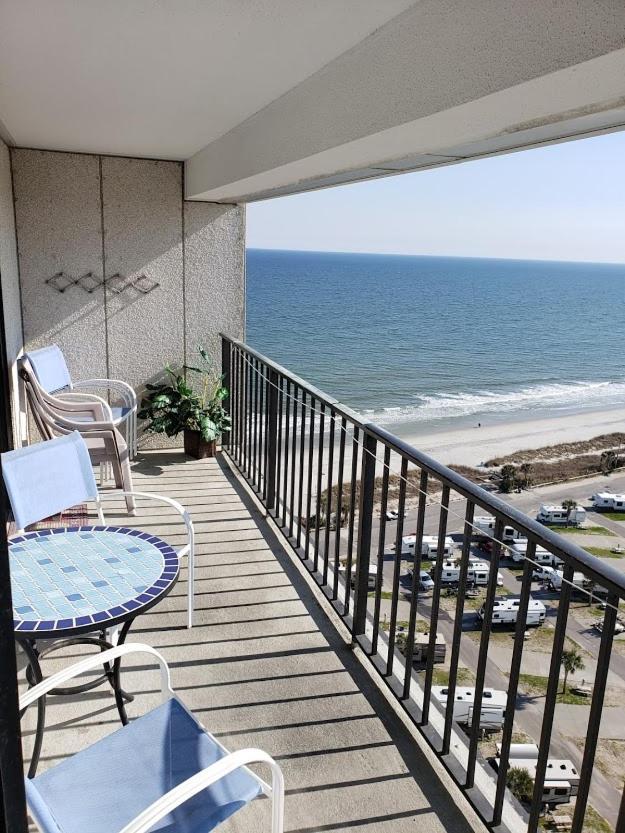 Rt1812 Aparthotel
