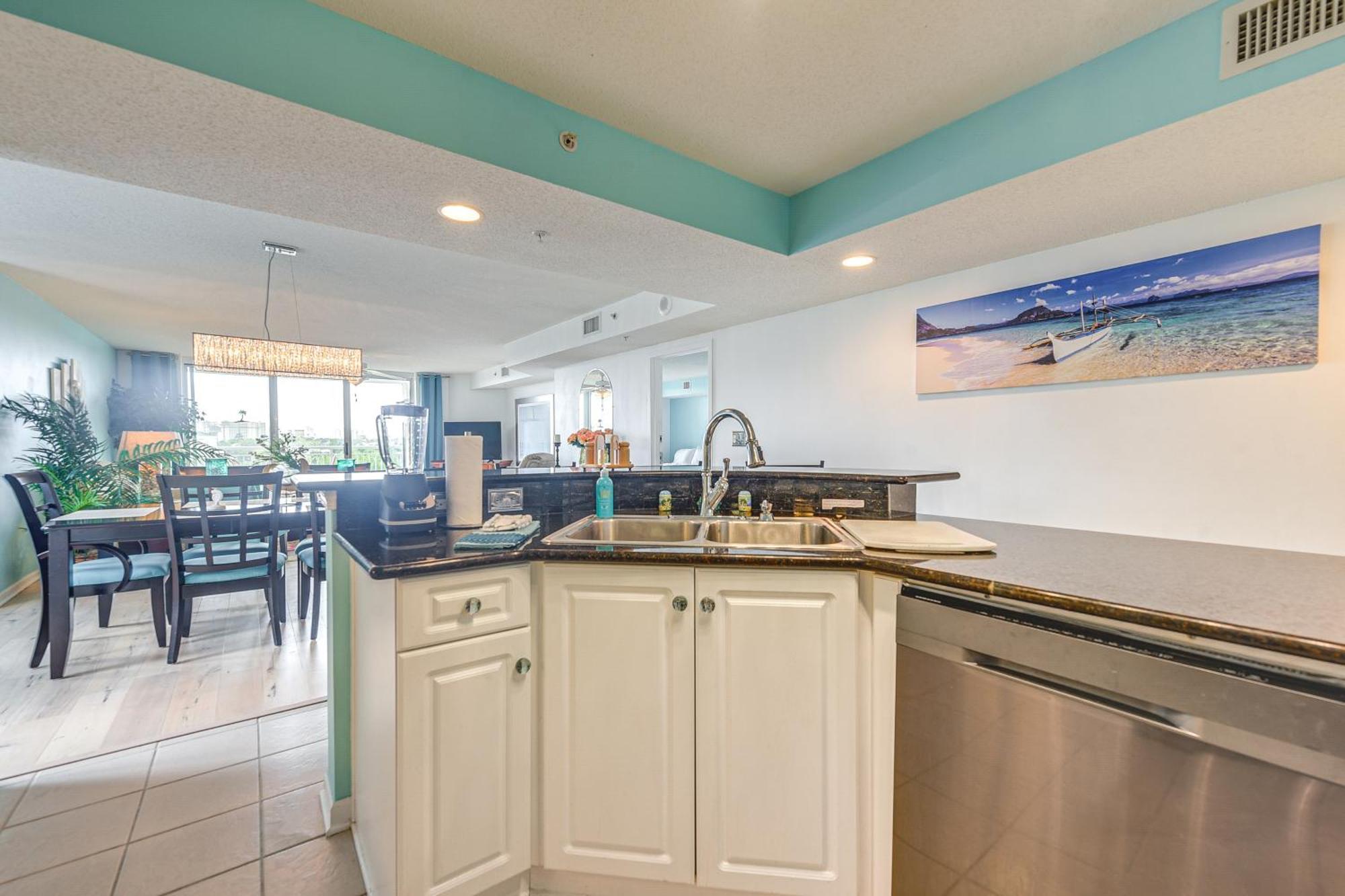 Barefoot With Waterway Views! Apartment *