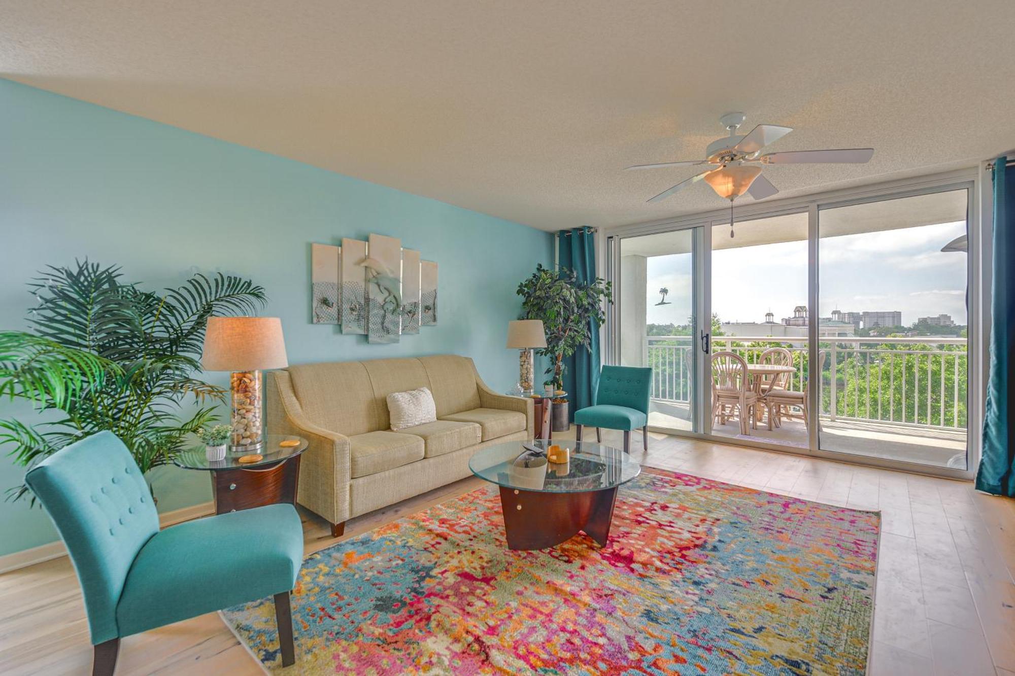 Barefoot With Waterway Views! *