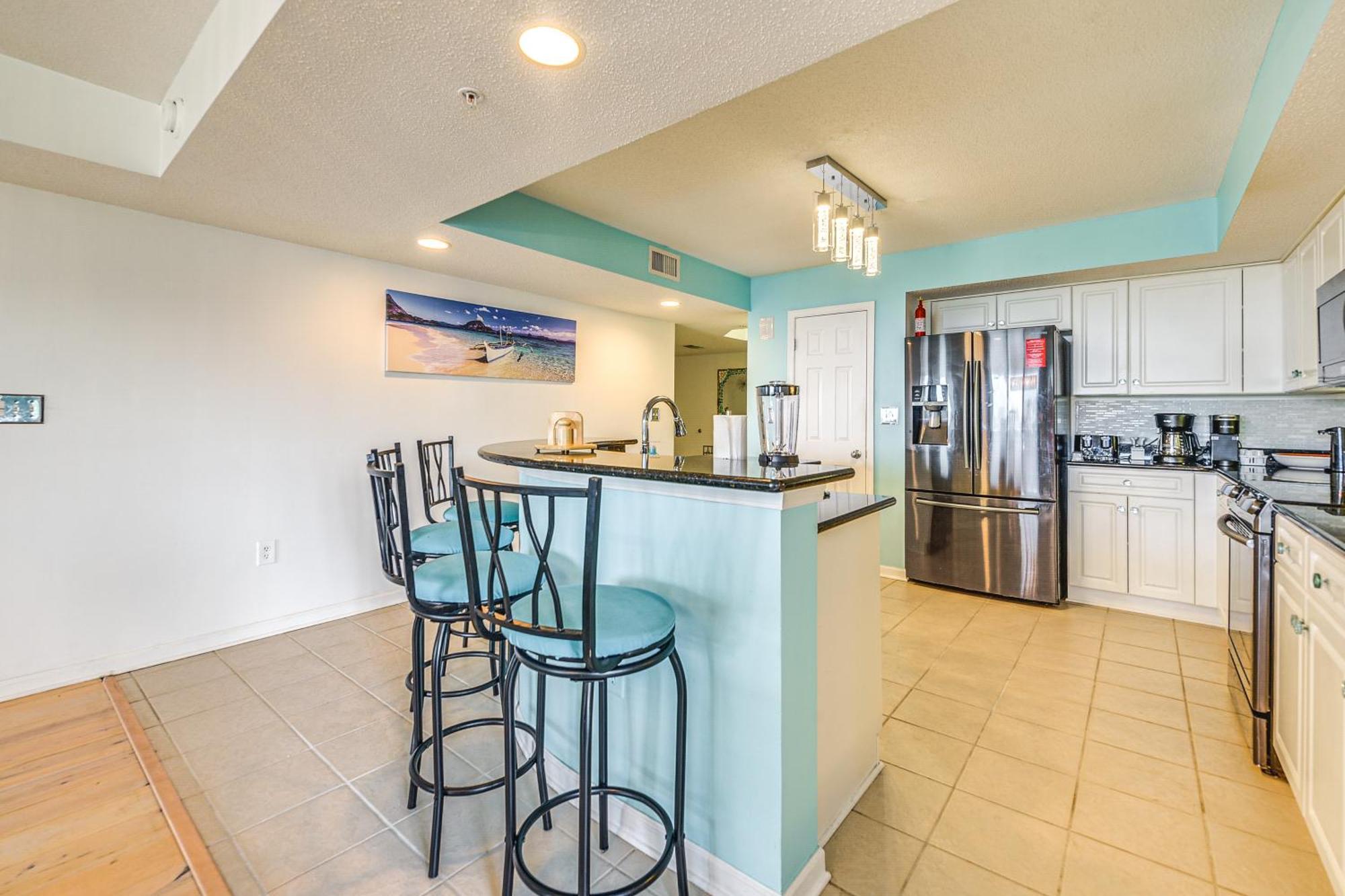 Barefoot With Waterway Views!