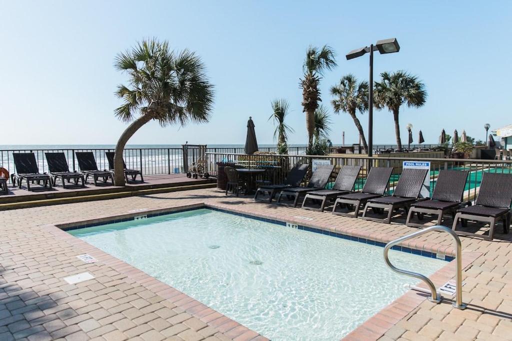 Aparthotel Compass Cove Resort, Unit 921, 3 Bedroom, 2 Bath, Direct Oceanfront