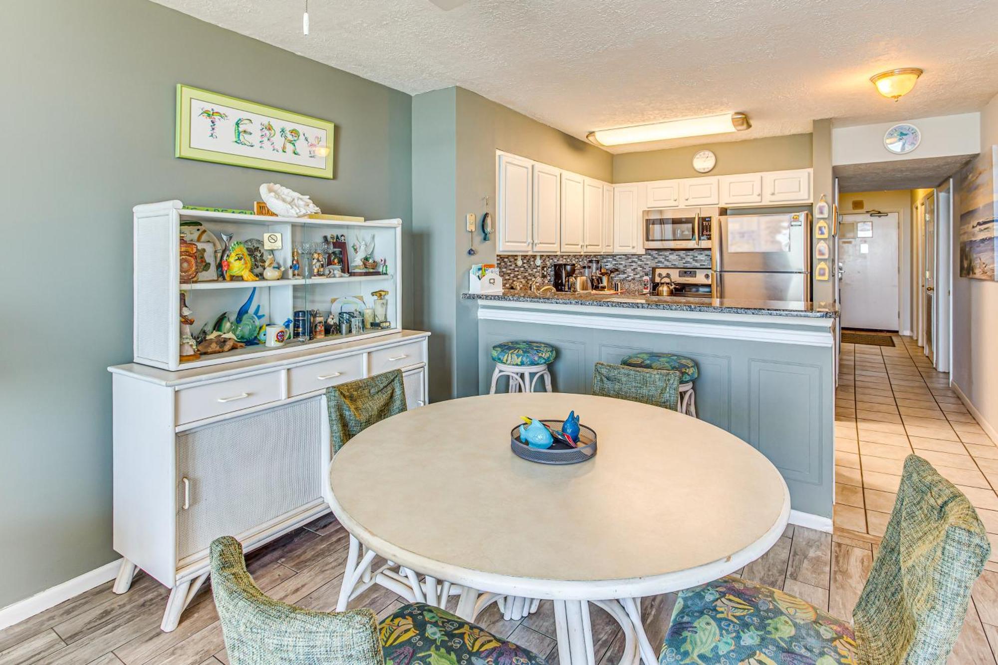 Myrtle Oceanfront With Covered Balcony!