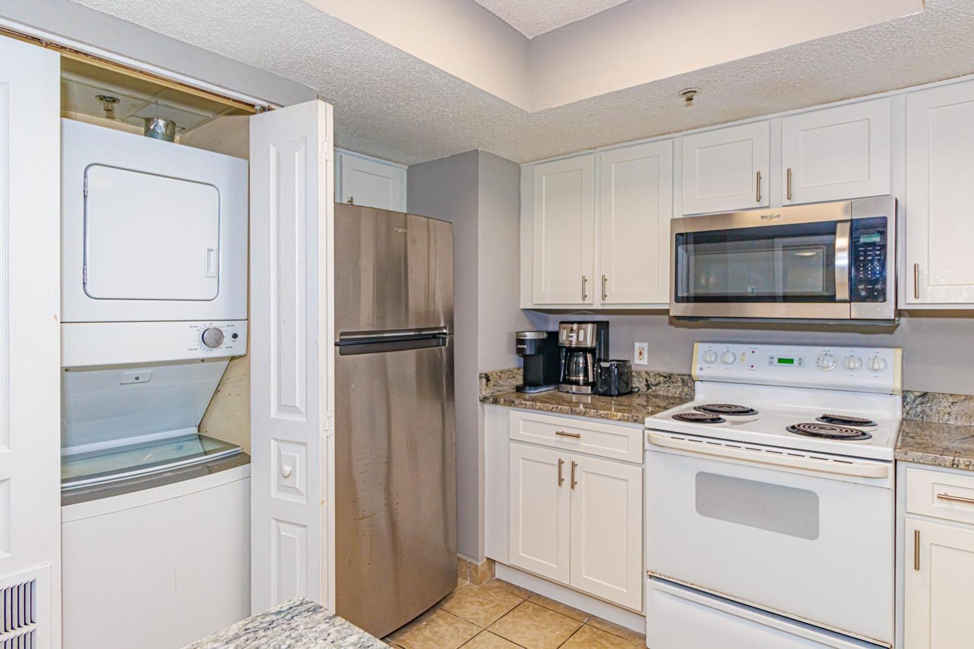 Direct Oceanfront 3 Bedroom - Compass Cove North Tower 1020 *