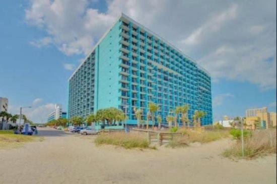 Ocean View Landmark 907