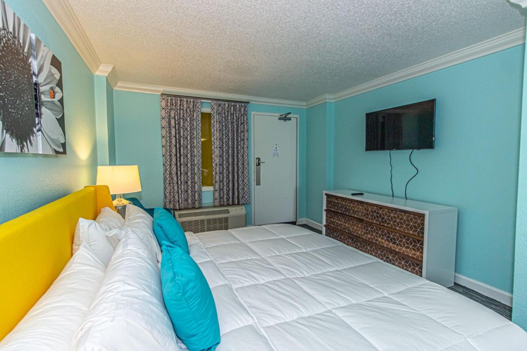 Holiday home Oceanfront 1bedroom Sleeps 6 Holiday Pavilion Condominium Tower 311 Myrtle Beach