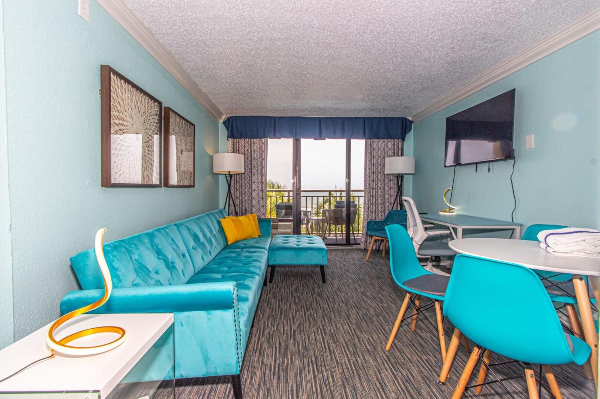 Holiday home Oceanfront 1bedroom Sleeps 6 Holiday Pavilion Condominium Tower 311