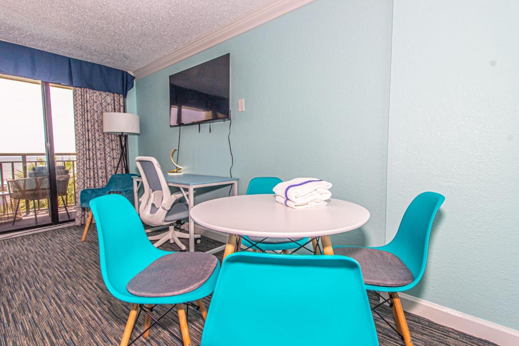Oceanfront 1bedroom Sleeps 6 Holiday Pavilion Condominium Tower 311 Myrtle Beach