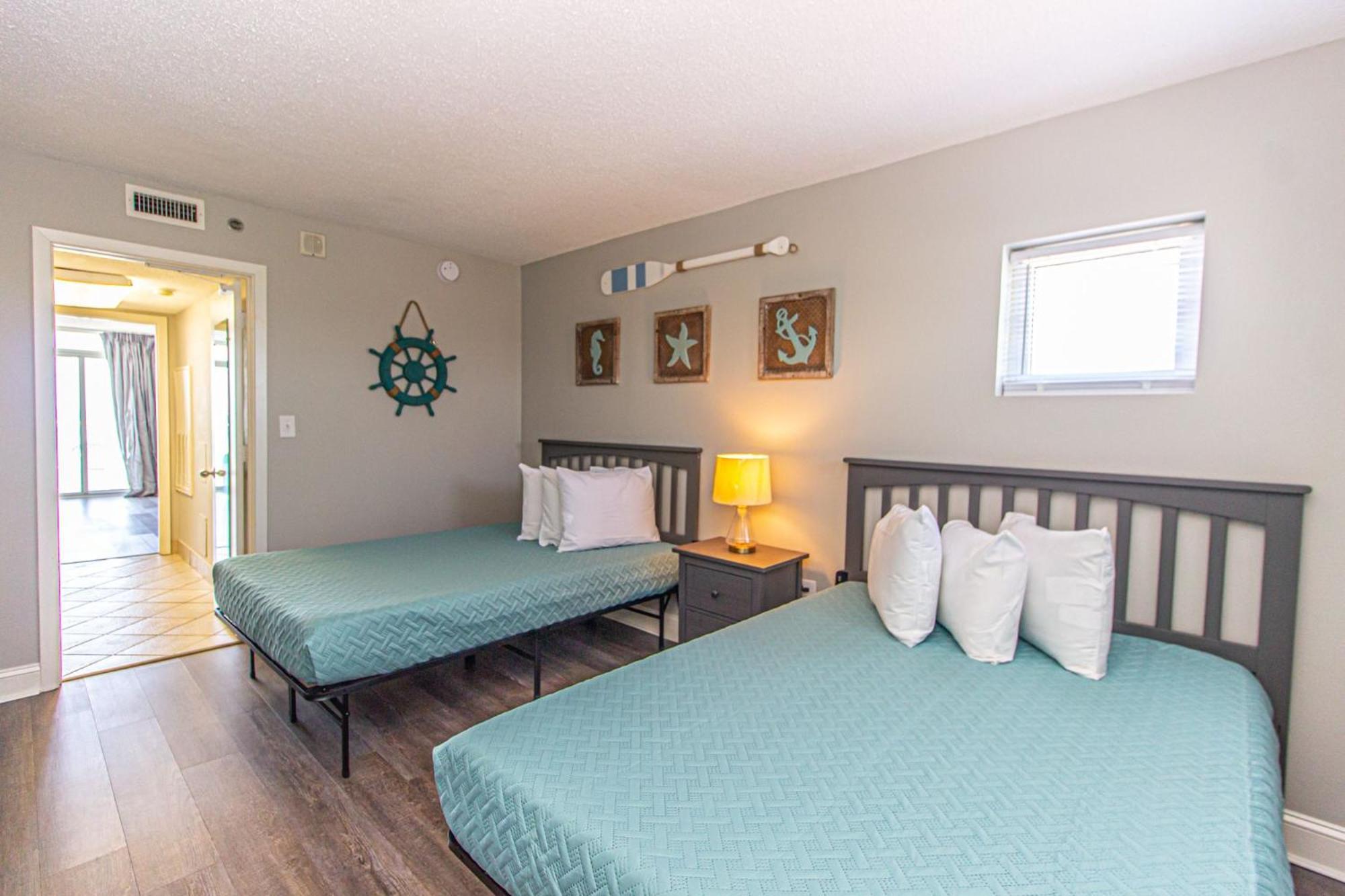 Holiday home Beautifully Decorated Direct Oceanfront 1 Bedroom 1 Ba Atlantica 1003 *