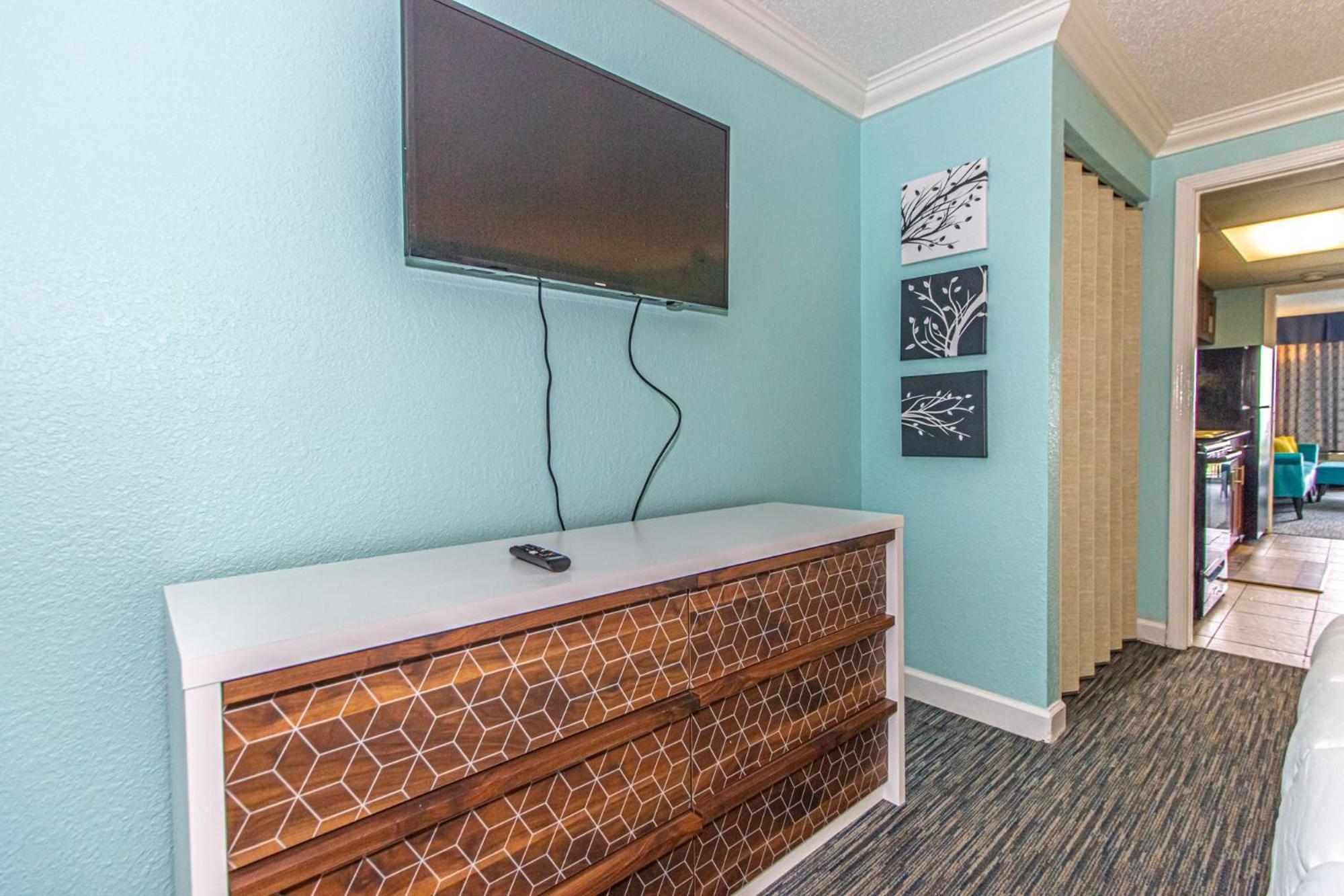 Oceanfront 1bedroom Sleeps 6 Holiday Pavilion Condominium Tower 311 *