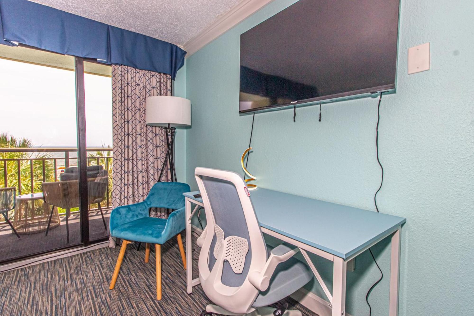 Oceanfront 1bedroom Sleeps 6 Holiday Pavilion Condominium Tower 311 * Myrtle Beach