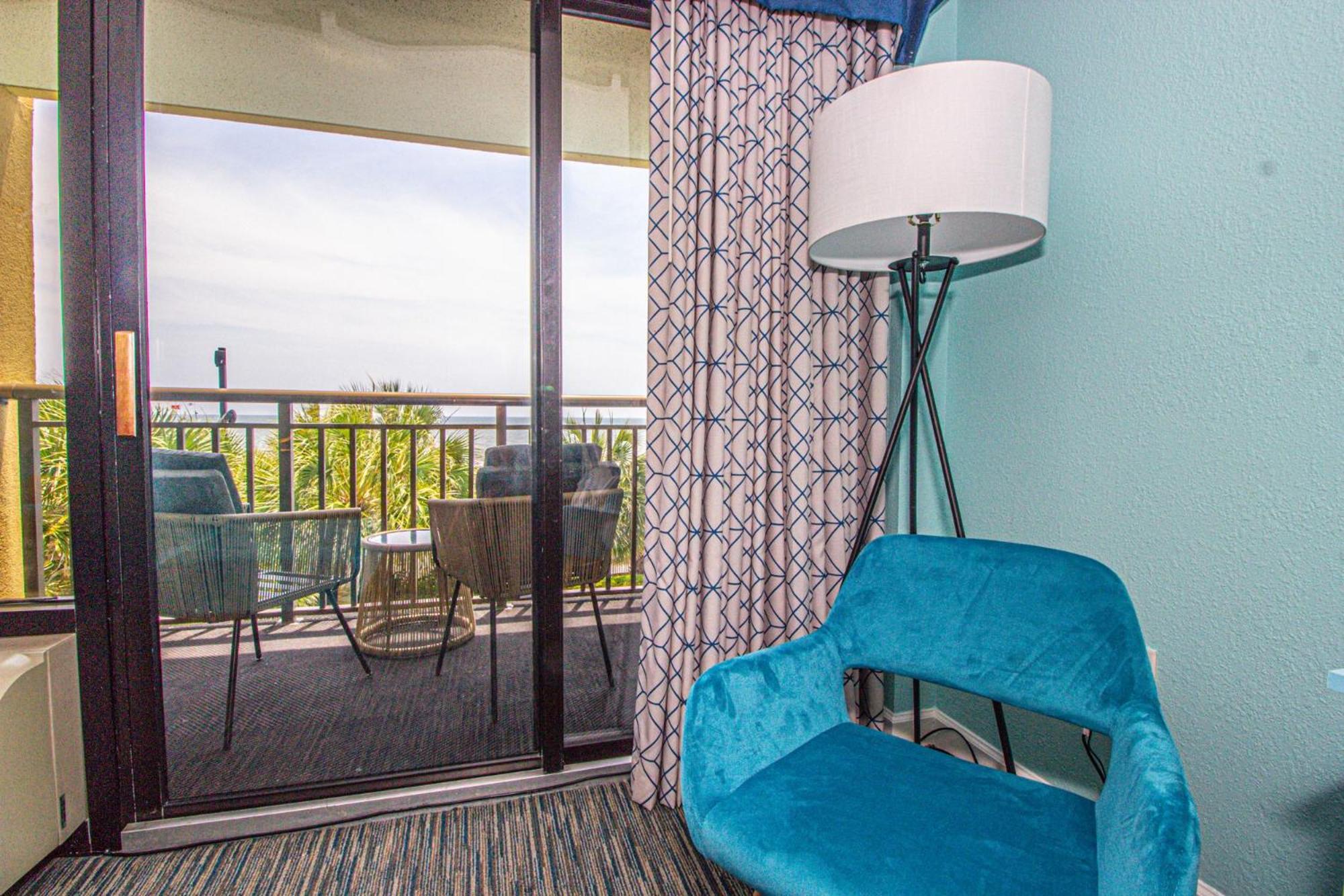 Holiday home Oceanfront 1bedroom Sleeps 6 Holiday Pavilion Condominium Tower 311 *