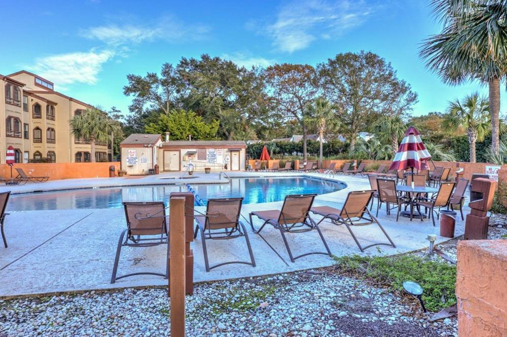 Holiday home Beautiful Views Of Marsh Water Golf Course Near The And A Pier Nearby *