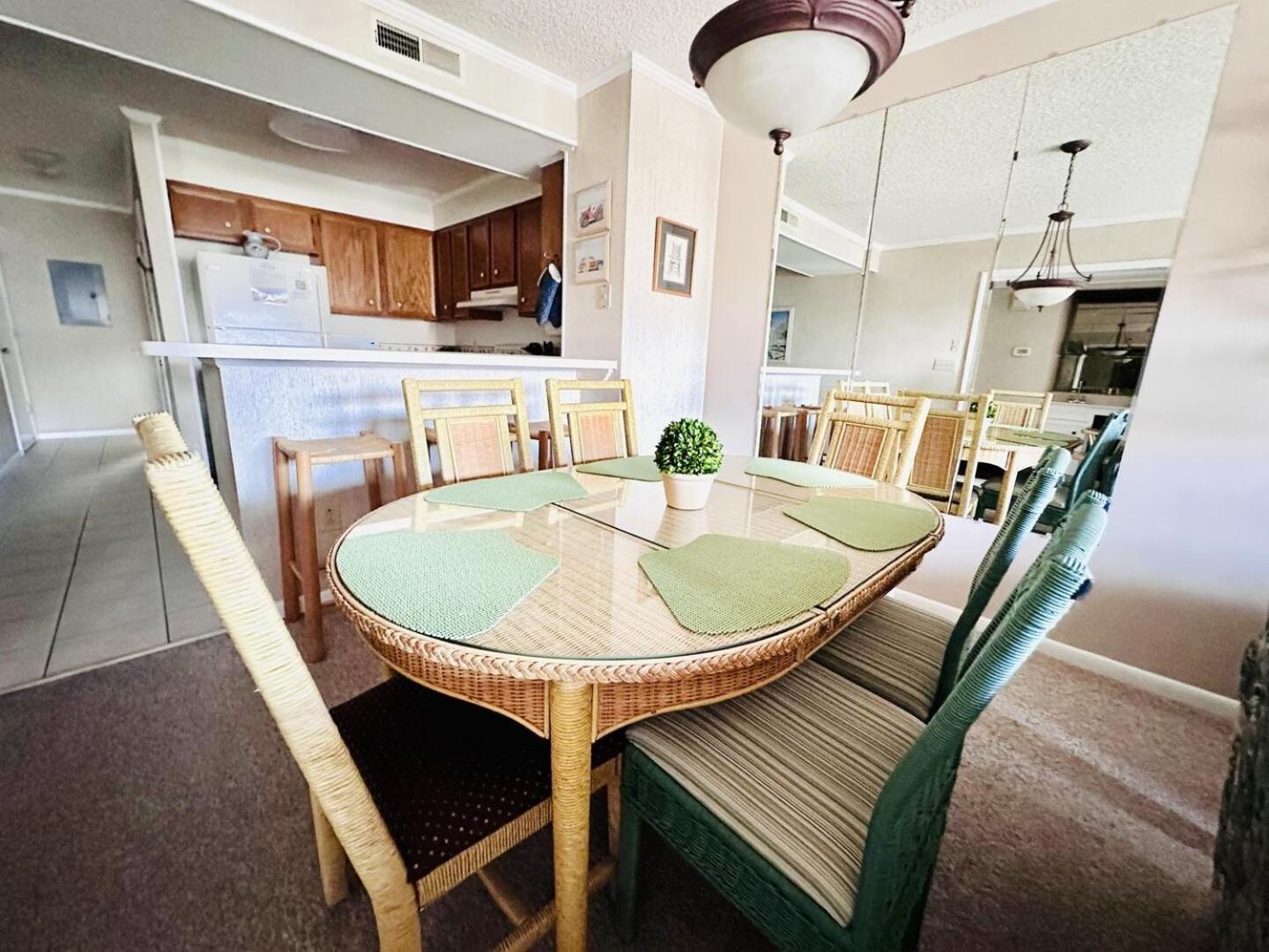 Tilghman And Racquet Club 242 Apartment *