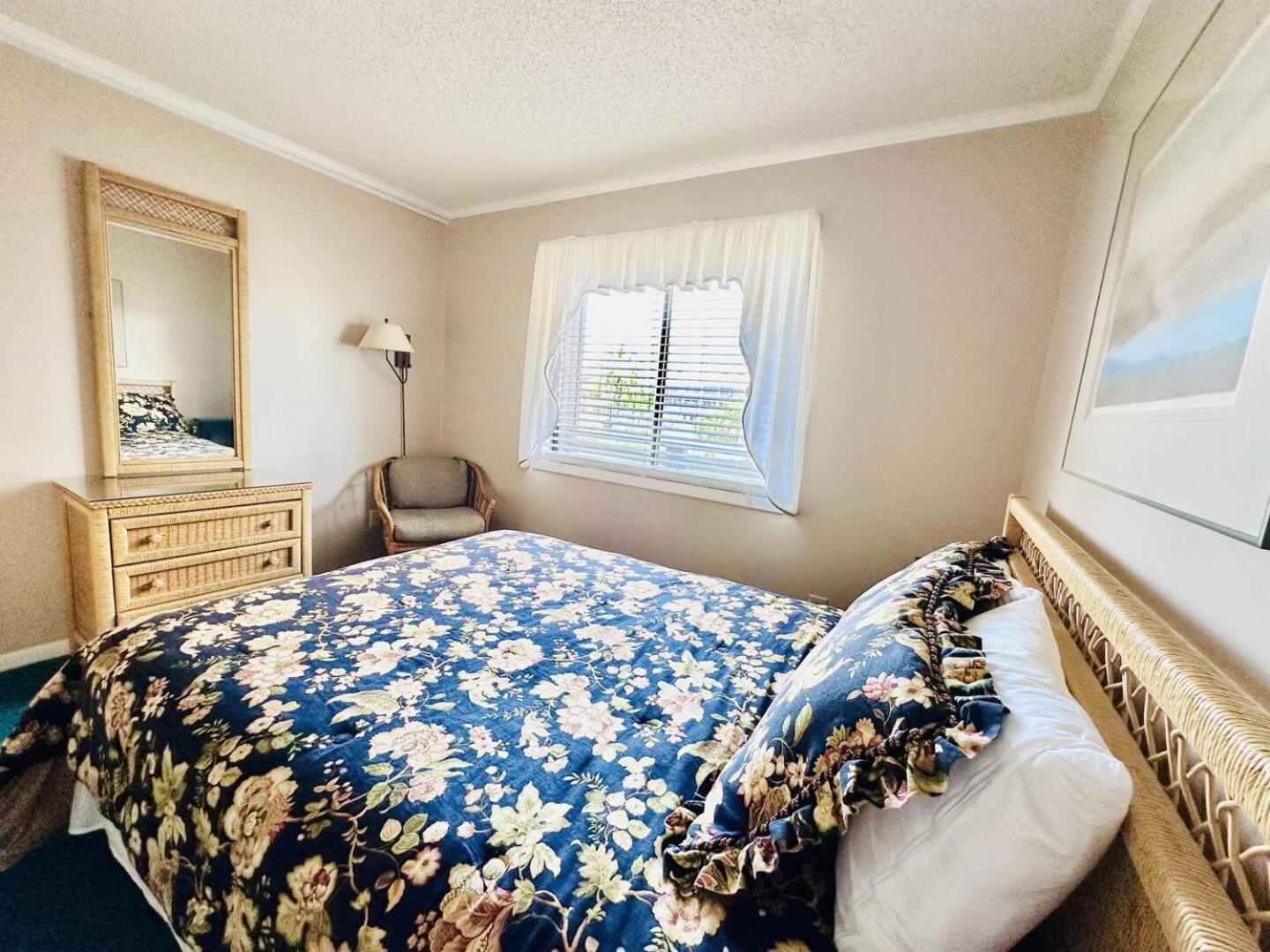 Tilghman And Racquet Club 242 Apartment