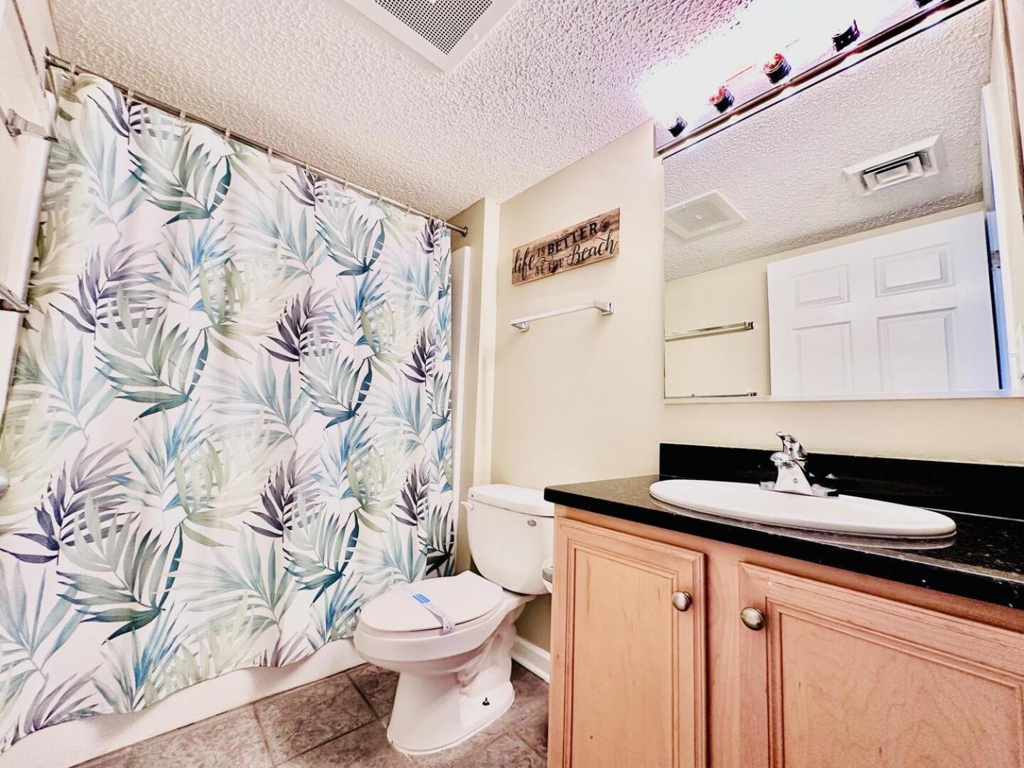 Apartment Crescent Shores S 311