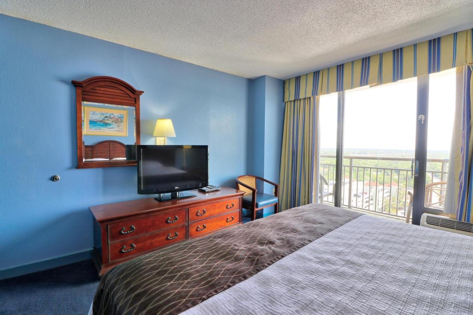 Holiday home Enticing Ocean View Located On The Blvd, Wifi Included, Monthly Winter Ren *