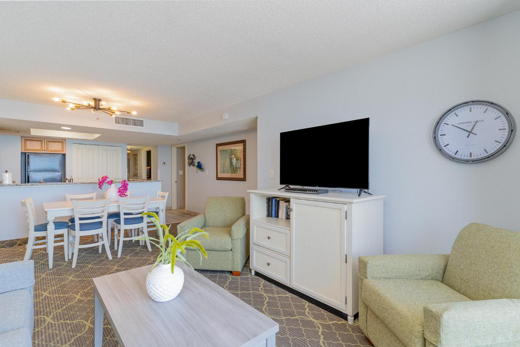 Compass Cove Resort, Unit 921, 3 Bedroom, 2 Bath, Direct Oceanfront Aparthotel Myrtle Beach