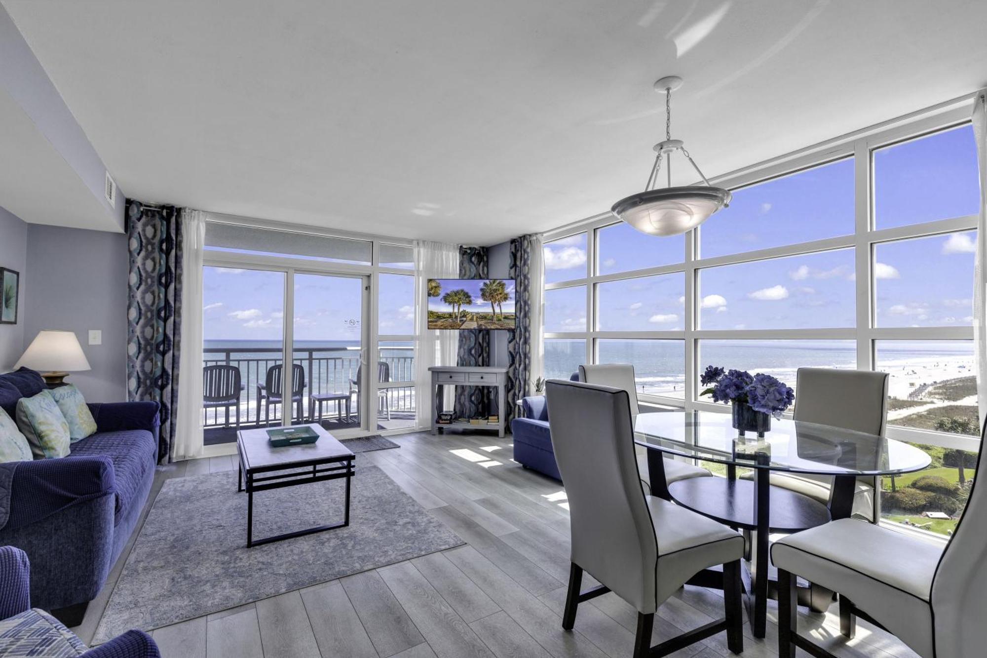 Carolinian Apartment *