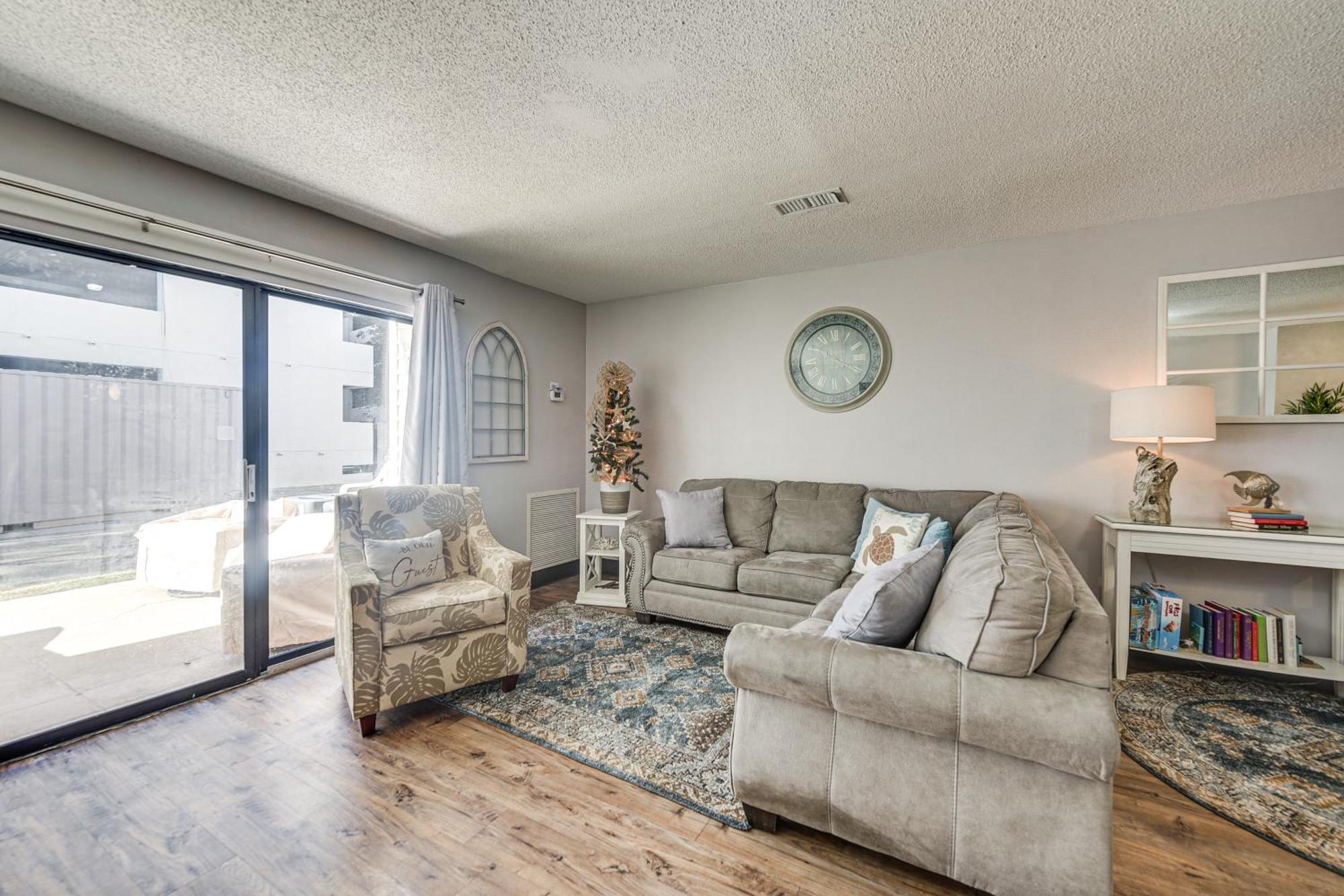 Holiday home Myrtle Townhome Steps To Ocean Waves! *