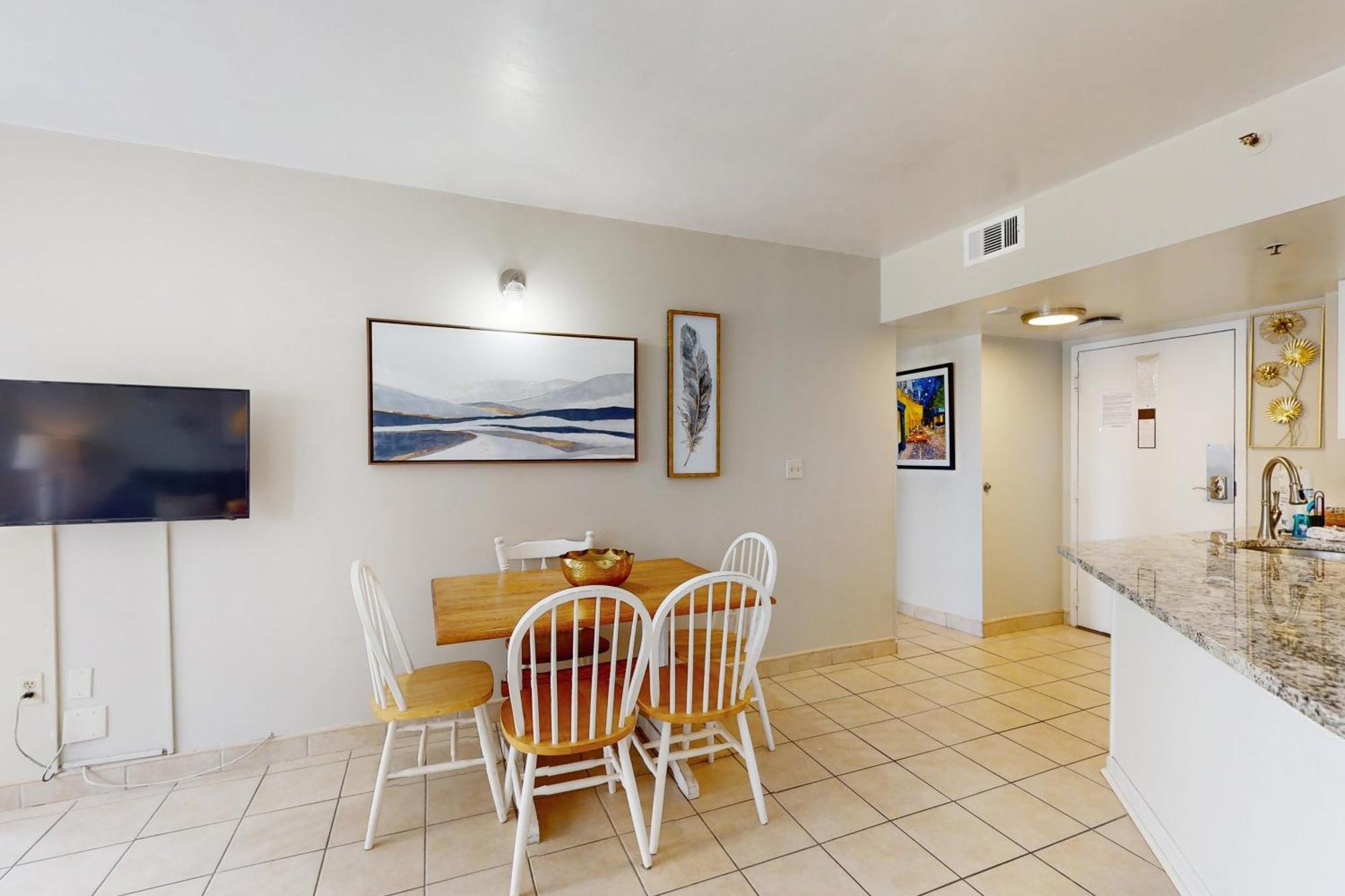 Apartment Palace #108 *