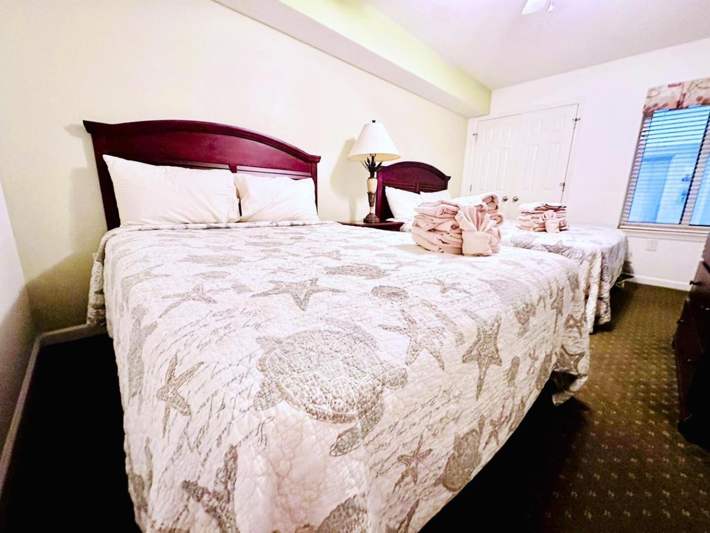 Crescent Shores N 1204 Apartment *