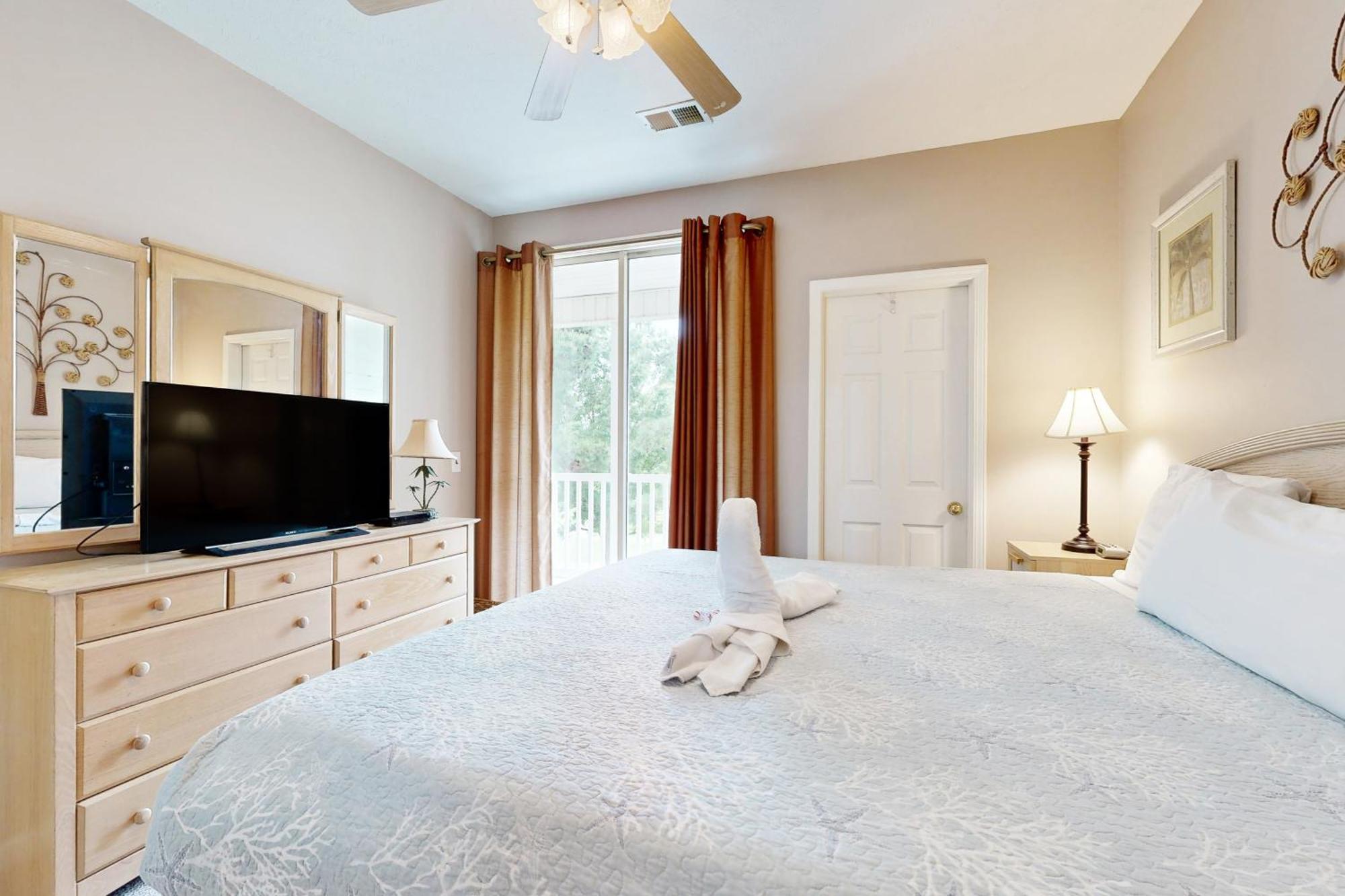 Golf Course Getaway Apartment Myrtle Beach