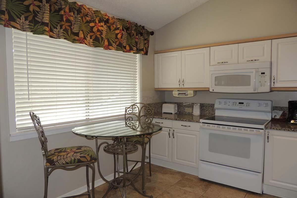 Walk To The Beach Cozy 2br Outdoor Pool! * Myrtle Beach