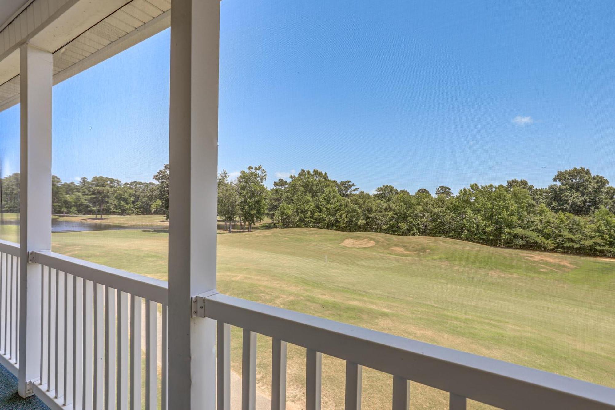 Bright Myrtle With Amenities! *