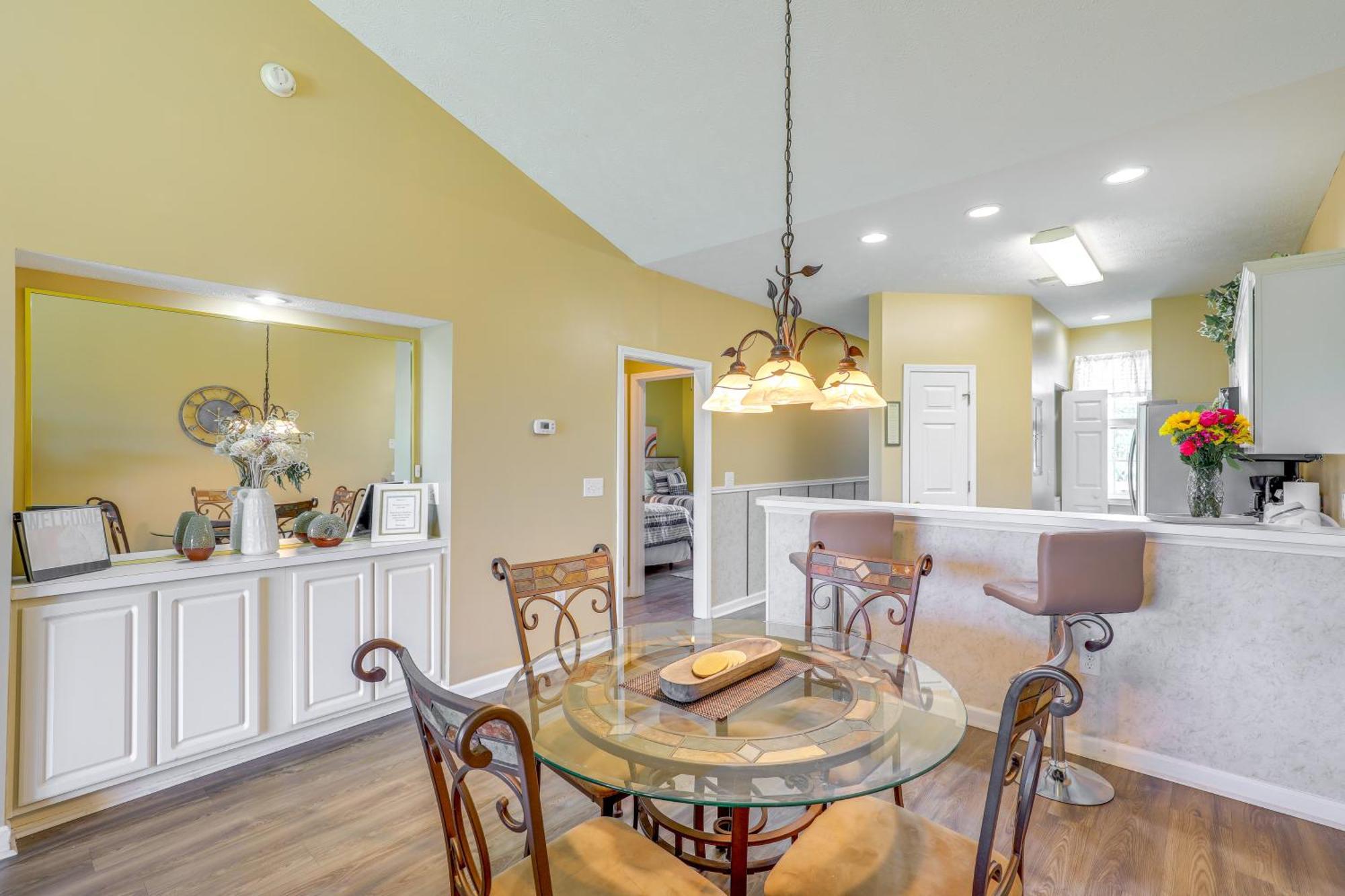 Apartment Bright Myrtle With Amenities!