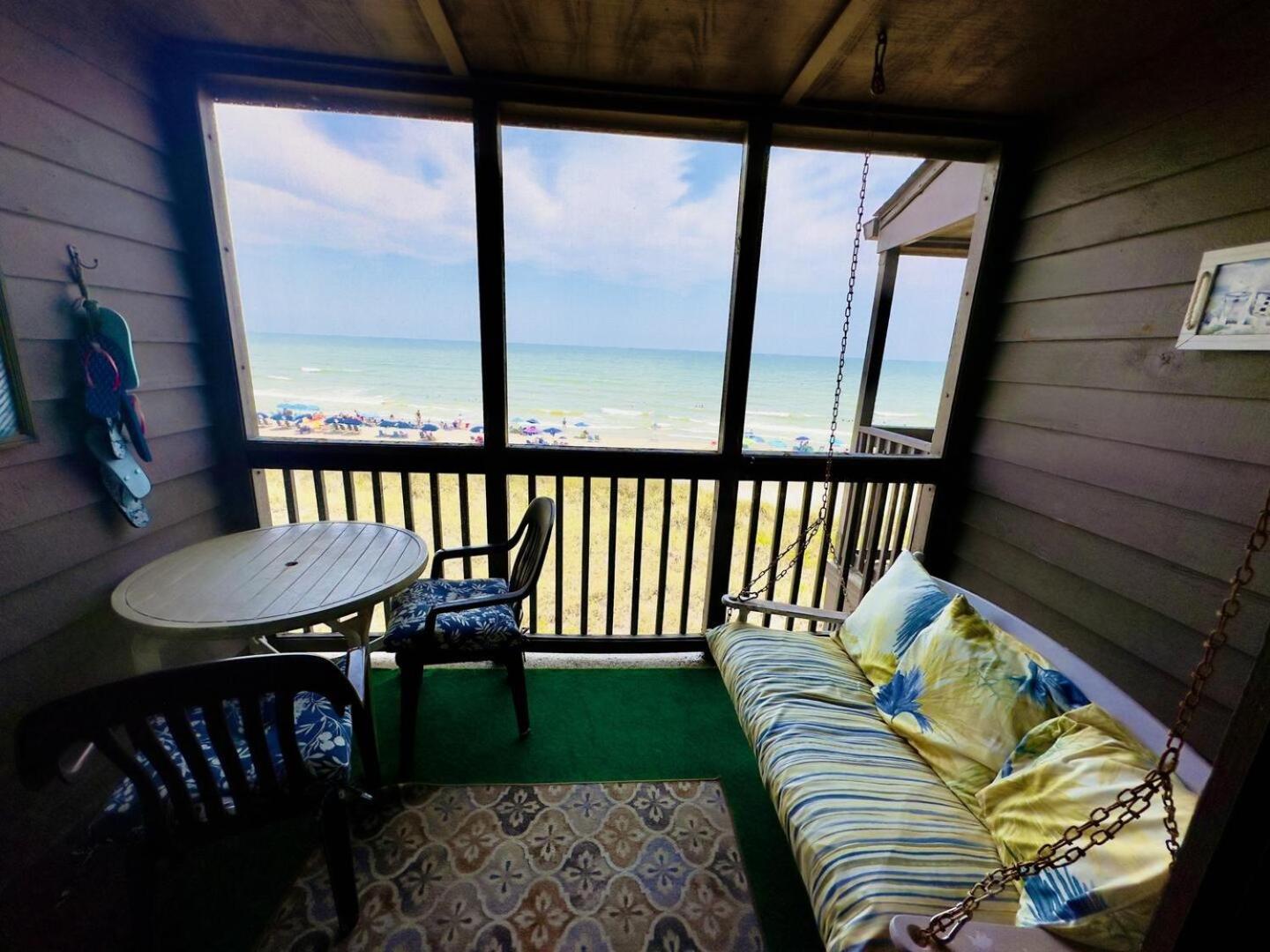 Apartment Tilghman And Racquet Club 304