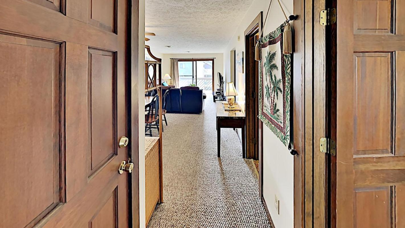 Shipwatch Pointe 2br Steps To The Beach