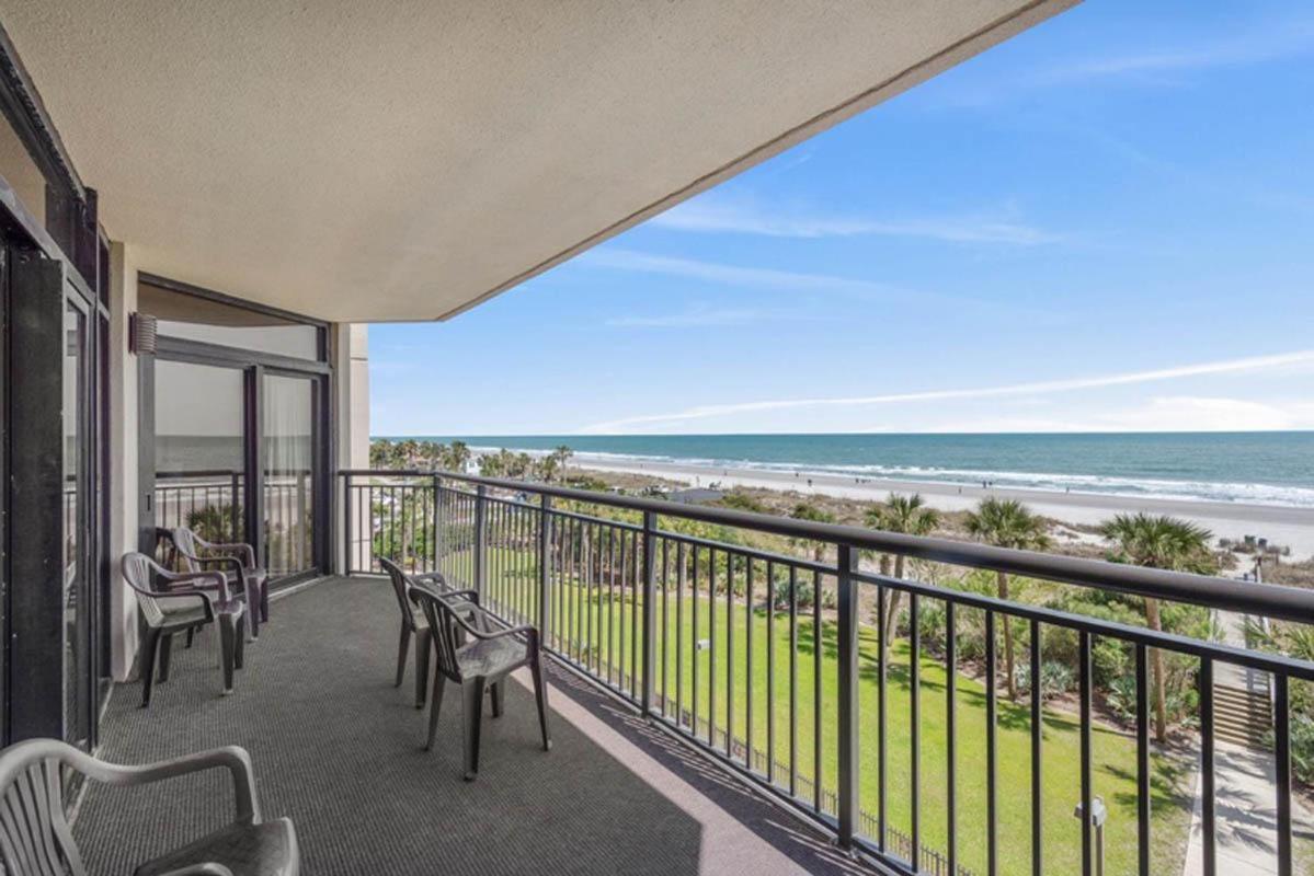 Oversized 3-bedroom Floorplan With Amazing Panoramic Views