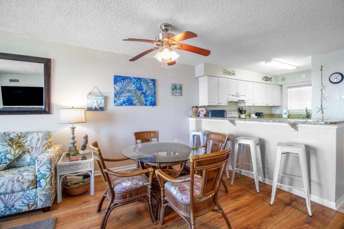 Holiday home Seawinds, Oceanfront, 2 Bedroom , Indoor Pool, Hot Tub Myrtle Beach