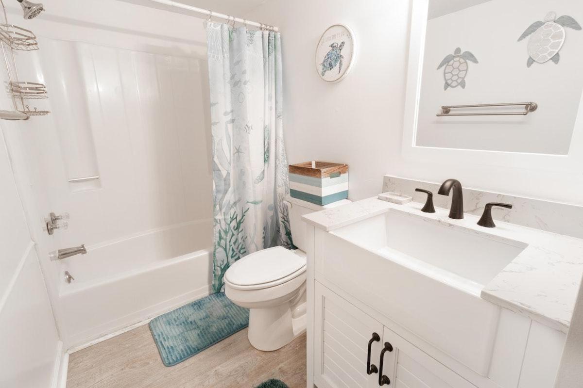 Marsh View With An Indoor Pool Hot Tub Holiday home *