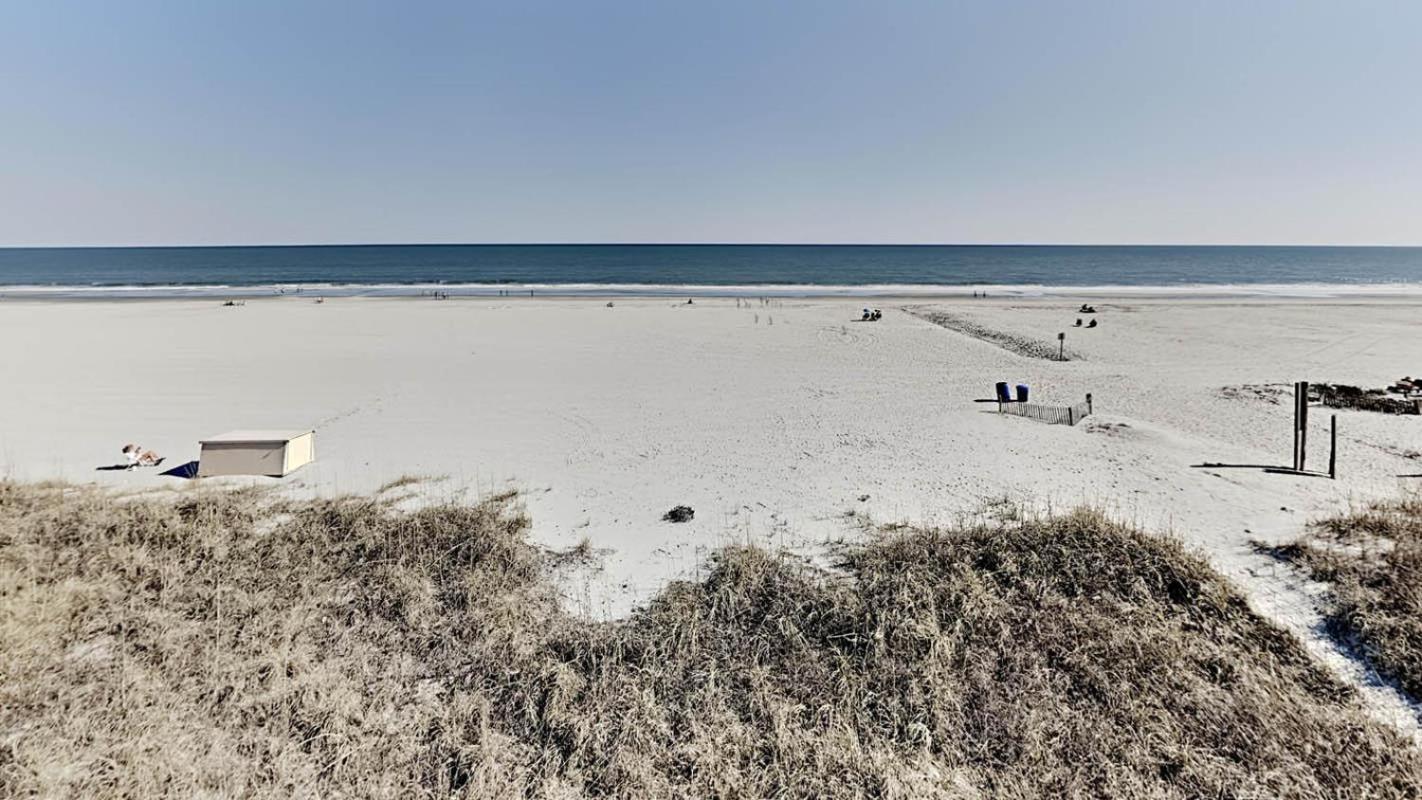 Beachfront With An Outdoor Pool Bbq Area * Myrtle Beach