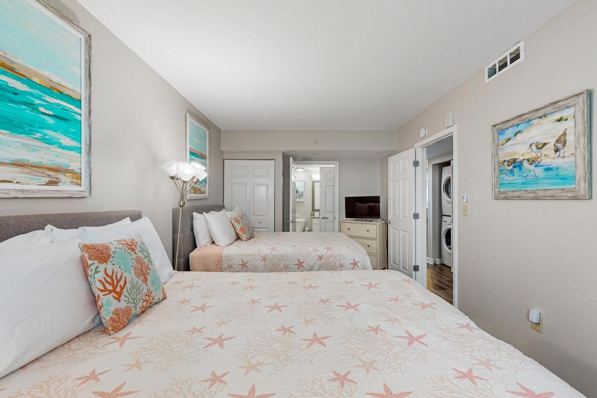 Caribbean And 1107 Apartment *