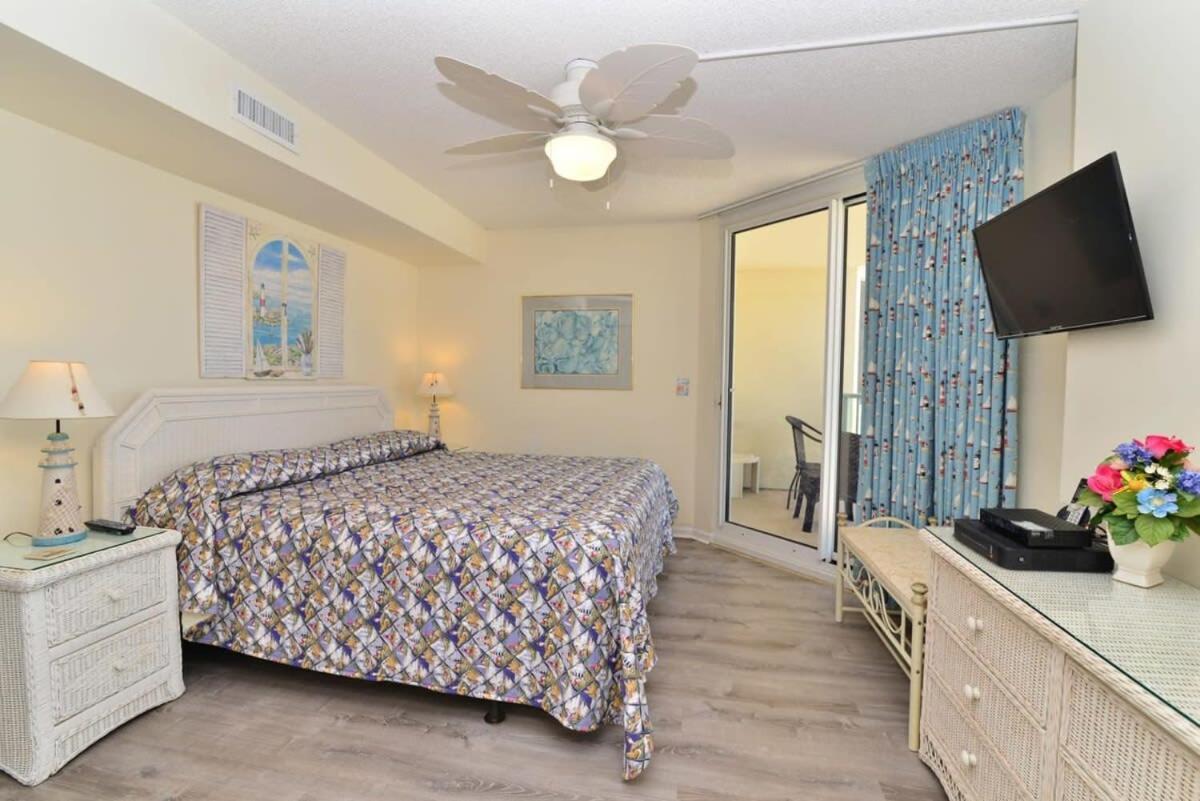 Holiday home The Pinnacle Oceanfront 2 Balconies Location *