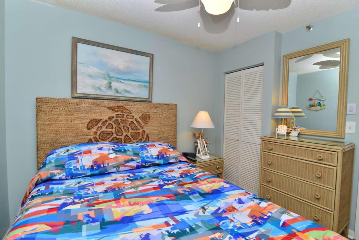 Holiday home The Pinnacle Oceanfront 2 Balconies Location