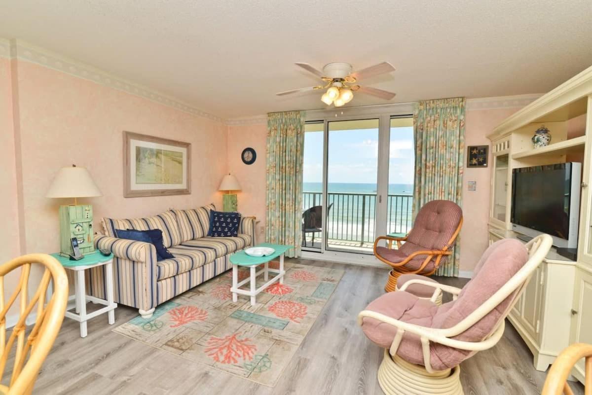 The Pinnacle Oceanfront 2 Balconies Location *