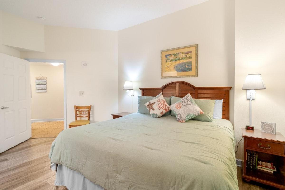 Family Friendly Ocean View Condo, Beachfront Building, Pool And Wifi Included, M * Myrtle Beach
