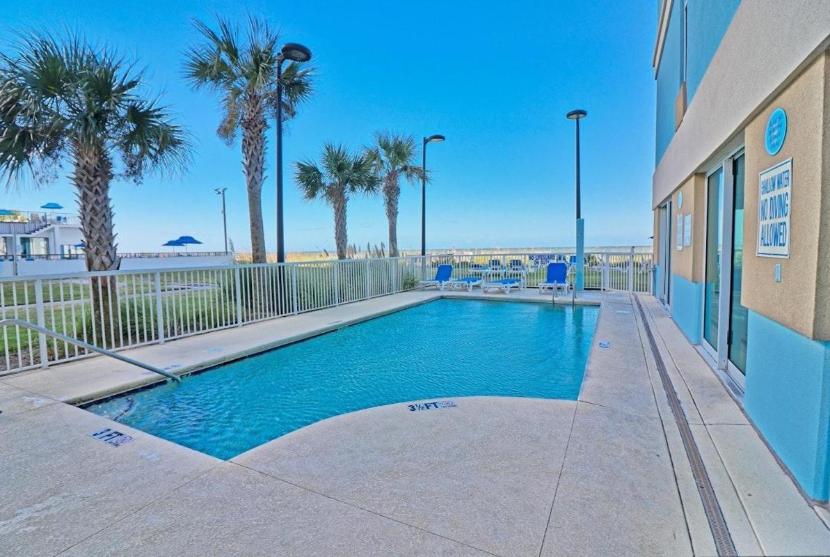 Family Friendly Ocean View Condo, Beachfront Building, Pool And Wifi Included, M Myrtle Beach